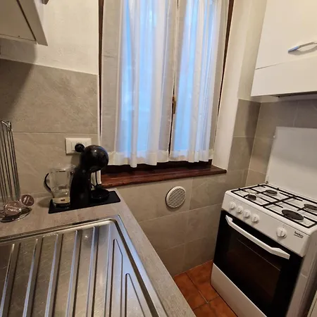 Charming With Private Patio Near Swiss Border And Transport - Daisy, Loggiadeifiori Prázdninový dům Como